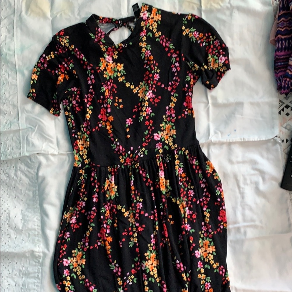 Forever 21 backless dress